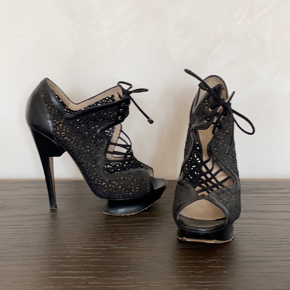 Nicholas Kirkwood Black Caged Heeled Booties 36.5